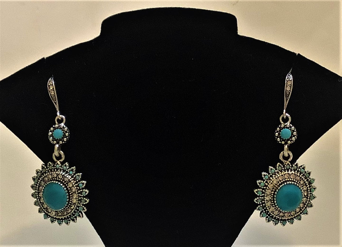 Pendientes colgantes bohemios con hermosas piedras