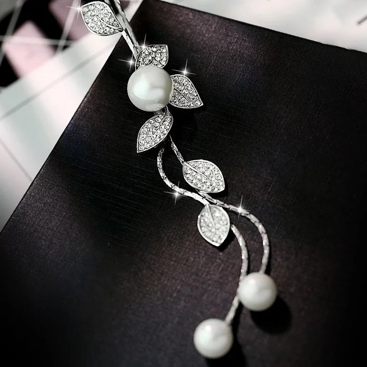 Fashion Leaf Alloy Artificial Pearls Artificial Diamond Women's Long Necklace