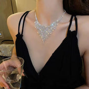 Elegant Style rhinestones women's choker