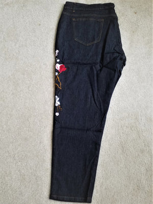 Women's Plus Size Crop Denim Pants- Embroidered Flowers - ENUBEE
